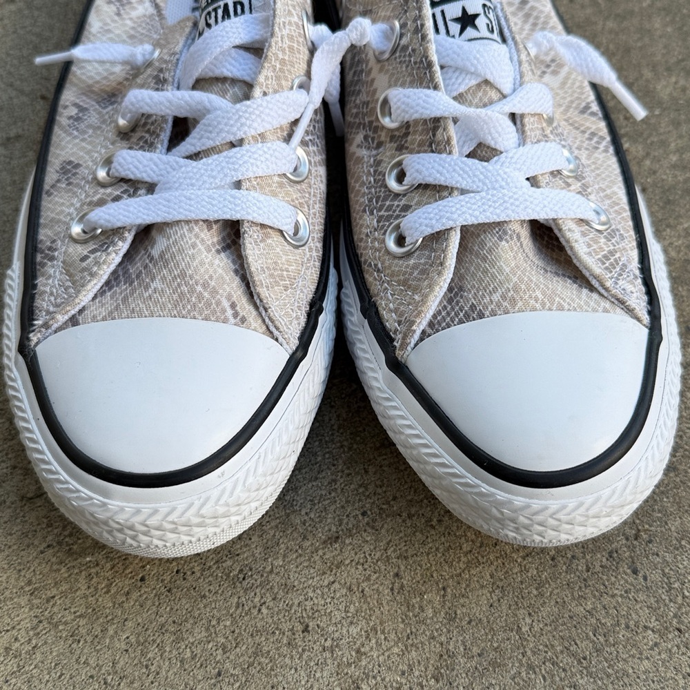 CONVERSE Shoreline Low 'Snake Print' Slip-on Sneakers Size 7 - Picture 4 of 11